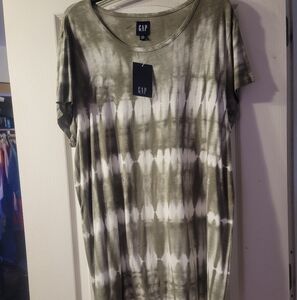 GAP Olive Tie-Dye T-Shirt